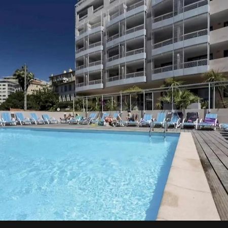Studio Contemporain Avec Piscine Proche De La Mer Cannes Exteriér fotografie